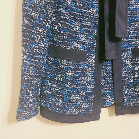 St. John | Navy Blue & White Patterned Wool Blend Two Piece Skirt Suit (Size 8) - Picture 7 of 15